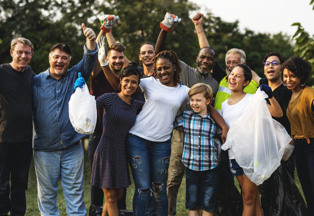 Mantenimiento y gestión comunitaria en Jardines de la Espinoza